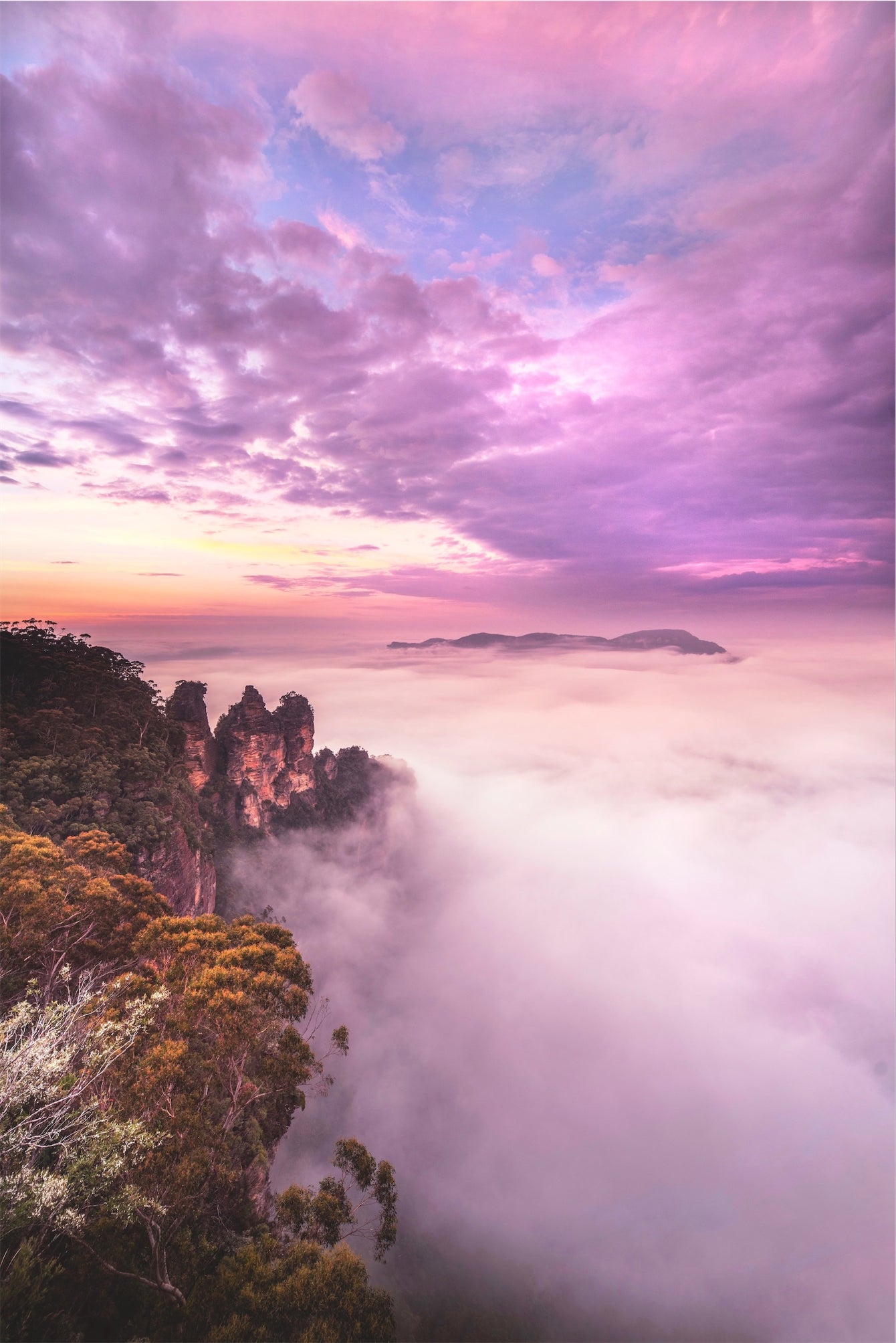 Sunrise at Three Sister's Blue Mountains Australia,"Painter's Morn"B